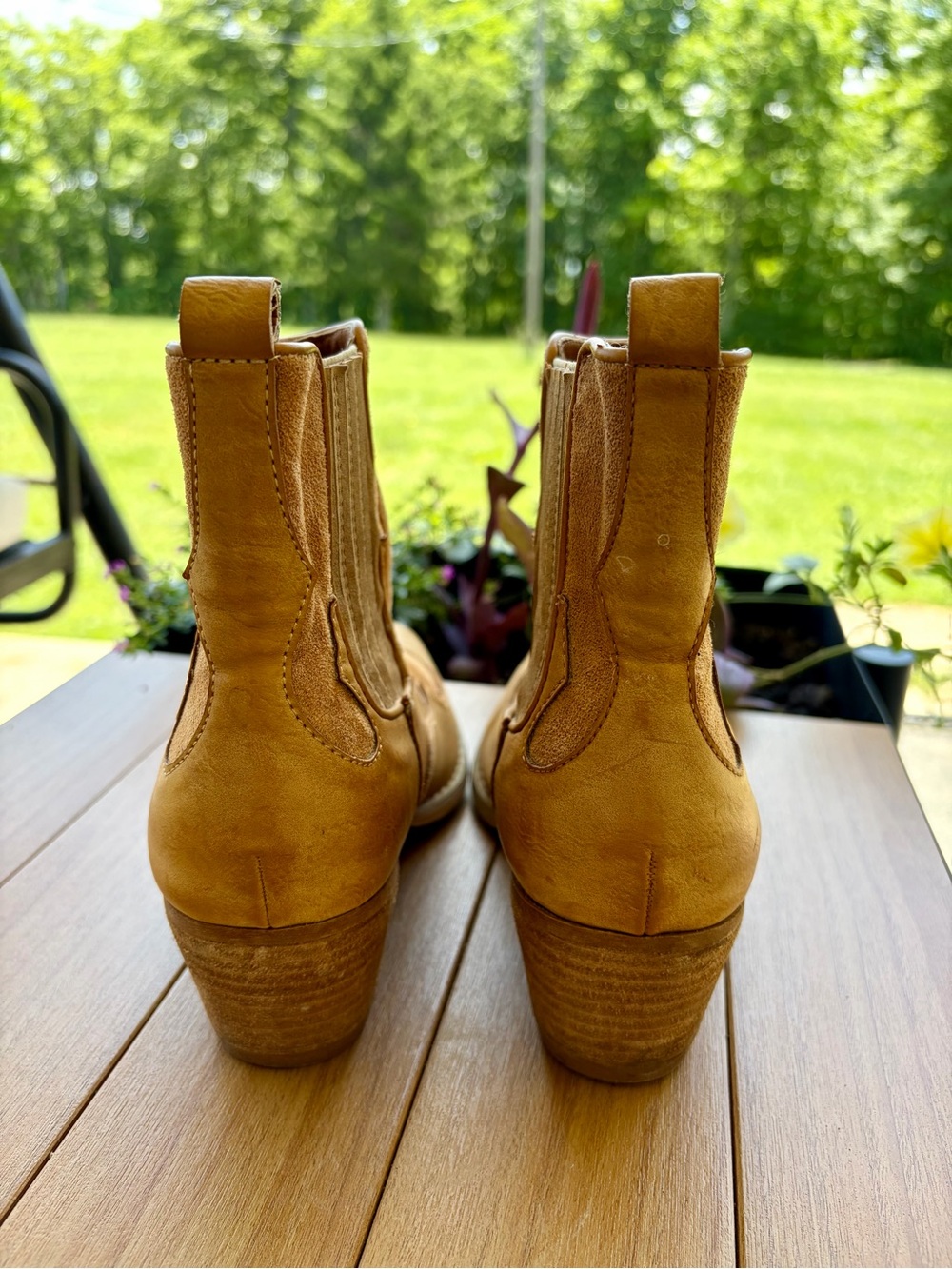 Mi.iM Tan Suede Western-Inspired Ankle Boots - Picture 3 of 6
